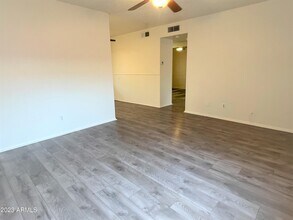 1006 S Dorsey Ln, Unit 15 in Tempe, AZ - Building Photo - Building Photo