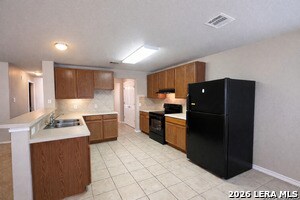 5015 Fountain Hill in San Antonio, TX - Building Photo - Building Photo
