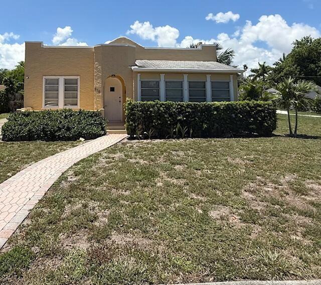 property at 616 37th St