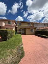 14371 SW 136th Ave in Miami, FL - Building Photo