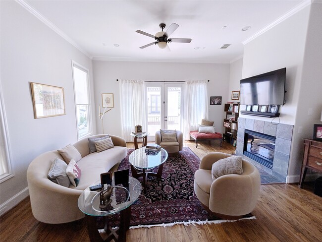 property at 939 Queen Annes Rd