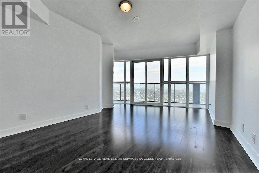 60 Absolute Ave in Mississauga, ON - Building Photo