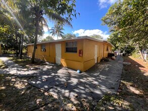 1236 NW 4th Ave in Fort Lauderdale, FL - Building Photo - Building Photo