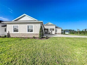 1793 Lakehill Dr in Winter Haven, FL - Building Photo - Building Photo