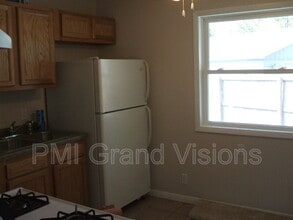 110 Ridgeway Dr in Decatur, IL - Building Photo - Building Photo