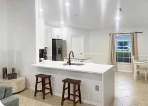 5019 23rd St E in Bradenton, FL - Foto de edificio - Building Photo