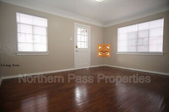 1226 Huckleberry St in El Paso, TX - Building Photo - Building Photo