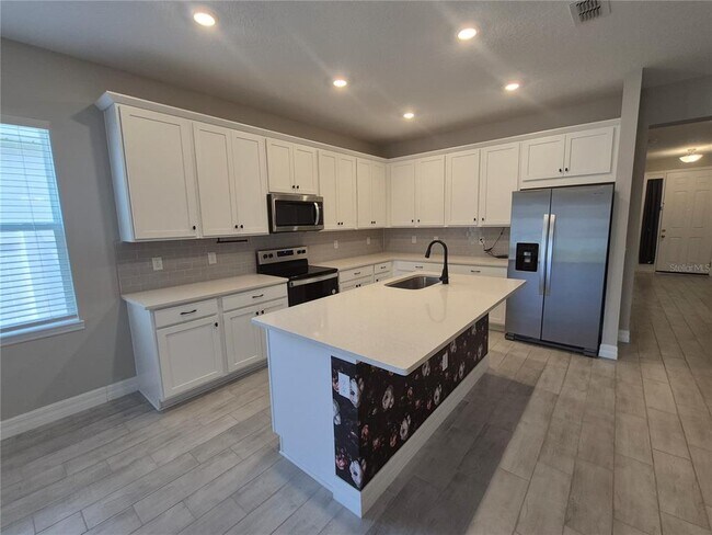 1174 Fox Hedge Ln in St. Cloud, FL - Building Photo - Building Photo