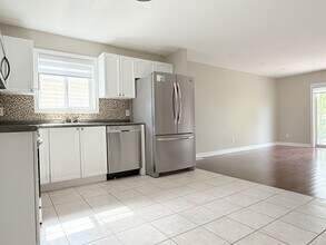 2477 Trappers Ave in Windsor, ON - Building Photo - Building Photo