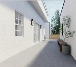 3509 S Bronson Ave, Unit 1/2 in Los Angeles, CA - Foto de edificio - Building Photo