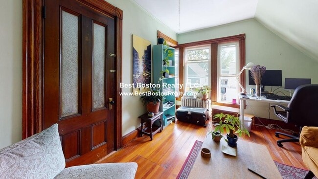 289 Summer St, Unit 3 in Somerville, MA - Foto de edificio - Building Photo