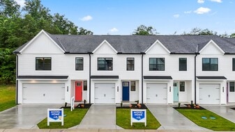 8833 Chapman Trce Wy in Knoxville, TN - Building Photo