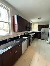 27 Curve St in Dedham, MA - Building Photo - Building Photo