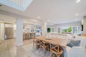7528 Navigator Cir in Carlsbad, CA - Building Photo - Building Photo
