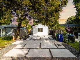 1126 NW 4th Ave in Fort Lauderdale, FL - Building Photo