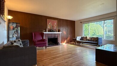 1167 Redoaks Dr in San Jose, CA - Building Photo - Building Photo