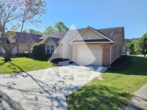 4530 Shamus Way in Knoxville, TN - Building Photo - Building Photo