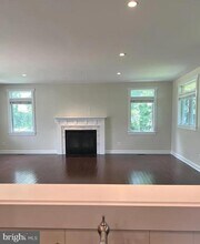 10512 Norman Ave in Fairfax, VA - Building Photo - Building Photo