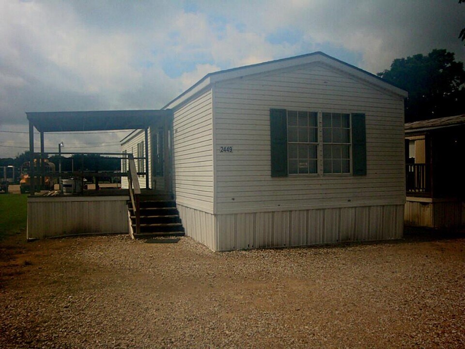 2449 Precinct Line Rd in Richmond, TX - Building Photo