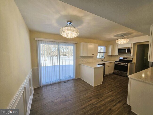 199 Berger St in Franklin Township, NJ - Building Photo - Building Photo