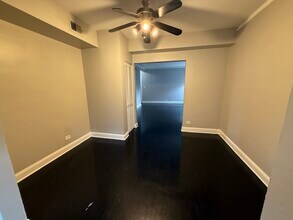 7344 N Damen Ave in Chicago, IL - Building Photo - Building Photo