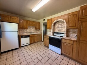 3315 Corbett Ln in Colorado Springs, CO - Building Photo - Building Photo
