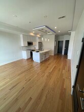 1404 Meridian Pl NW, Unit 3 in Washington, DC - Foto de edificio - Building Photo