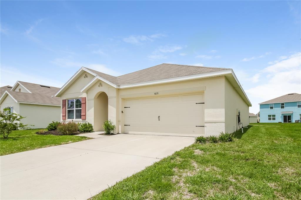 4031 Bramblewood Loop in Spring Hill, FL - Foto de edificio