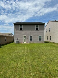 186 Cloverbrook Dr photo'