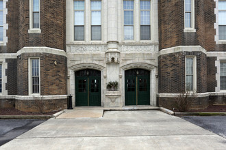 Franklin Manor Apartments in West Reading, PA - Foto de edificio - Building Photo