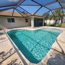 202 NW 10th St in Cape Coral, FL - Building Photo - Building Photo