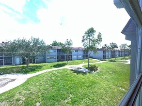 7320 NW 85th Ct in Tamarac, FL - Building Photo - Building Photo