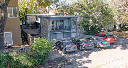 San Gabriel Apartments in Austin, TX - Foto de edificio - Building Photo