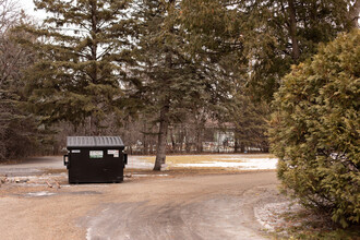 Park Apartments in Crookston, MN - Building Photo - Building Photo