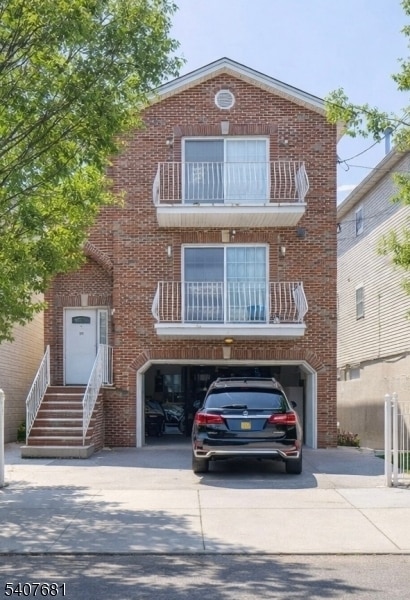 property at 28 Branford St