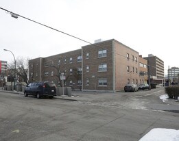 1125 17 Ave SW in Calgary, AB - Building Photo