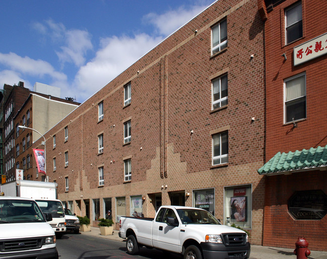 Dynasty Court Apartments in Philadelphia, PA - Building Photo - Building Photo