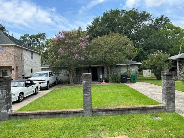 property at 10449 Wicklowe St
