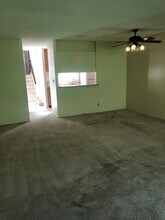 98-1062 Komo Mai Dr, Unit C in Aiea, HI - Building Photo - Building Photo