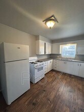 400 Dyer St in Springdale, AR - Building Photo - Building Photo