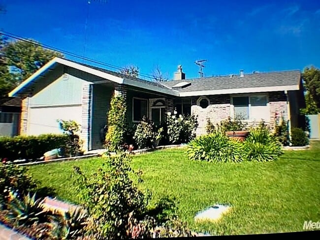 property at 3705 Whitney Ave