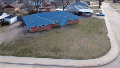 221 NE 61st St in Oklahoma City, OK - Building Photo - Building Photo