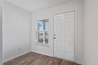3927 Trail de Paris in New Braunfels, TX - Building Photo - Building Photo