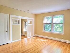 7208 Forsyth Blvd, Unit 1 East in St. Louis, MO - Building Photo - Building Photo