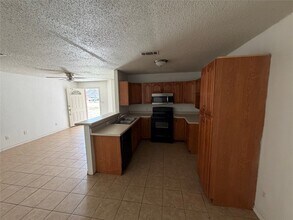 1917 Estate Dr in Deer Park, TX - Building Photo - Building Photo