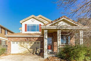 7344 S Memphis St in Aurora, CO - Building Photo