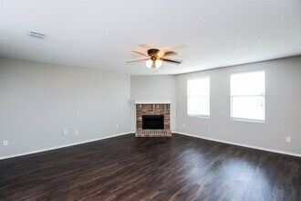 2999 Fallbrook Dr in Rockwall, TX - Building Photo - Building Photo