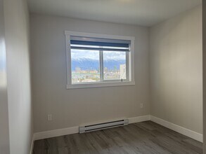 4808 Lazelle Ave in Terrace, BC - Building Photo - Building Photo