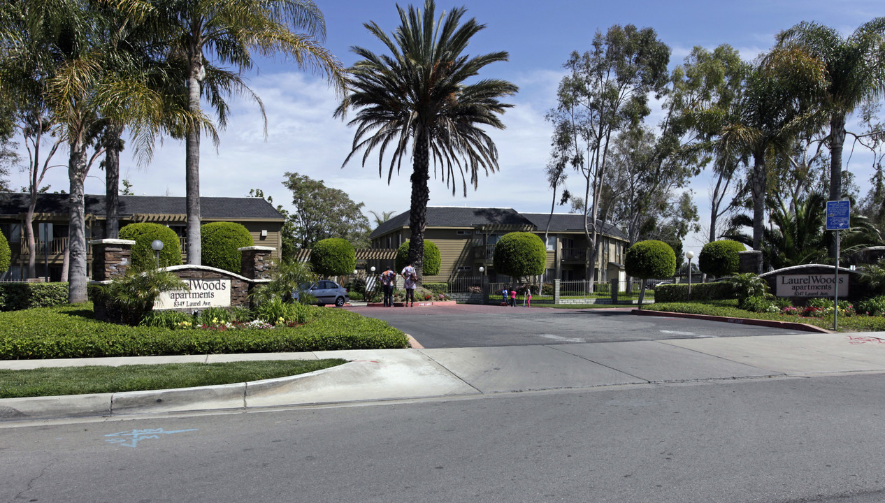 Laurel Woods Apartments in Fontana, CA - Building Photo