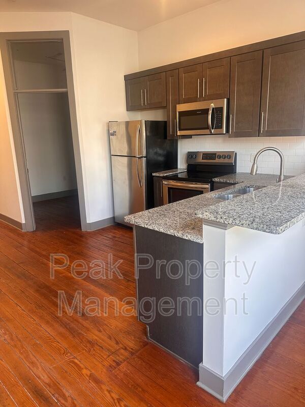 1204 Hull Street Rd in Richmond, VA - Building Photo - Building Photo